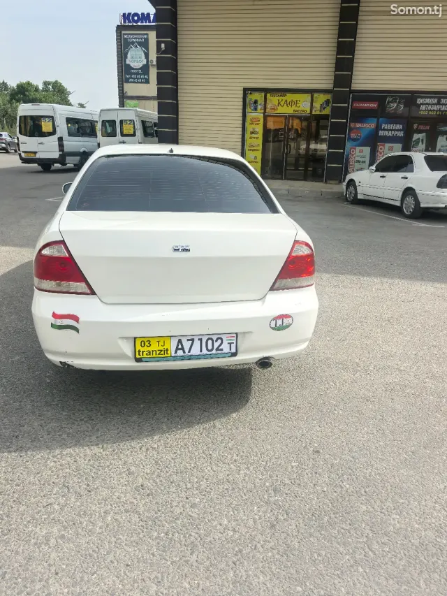 Nissan Almera 2007 · 1.3 MT