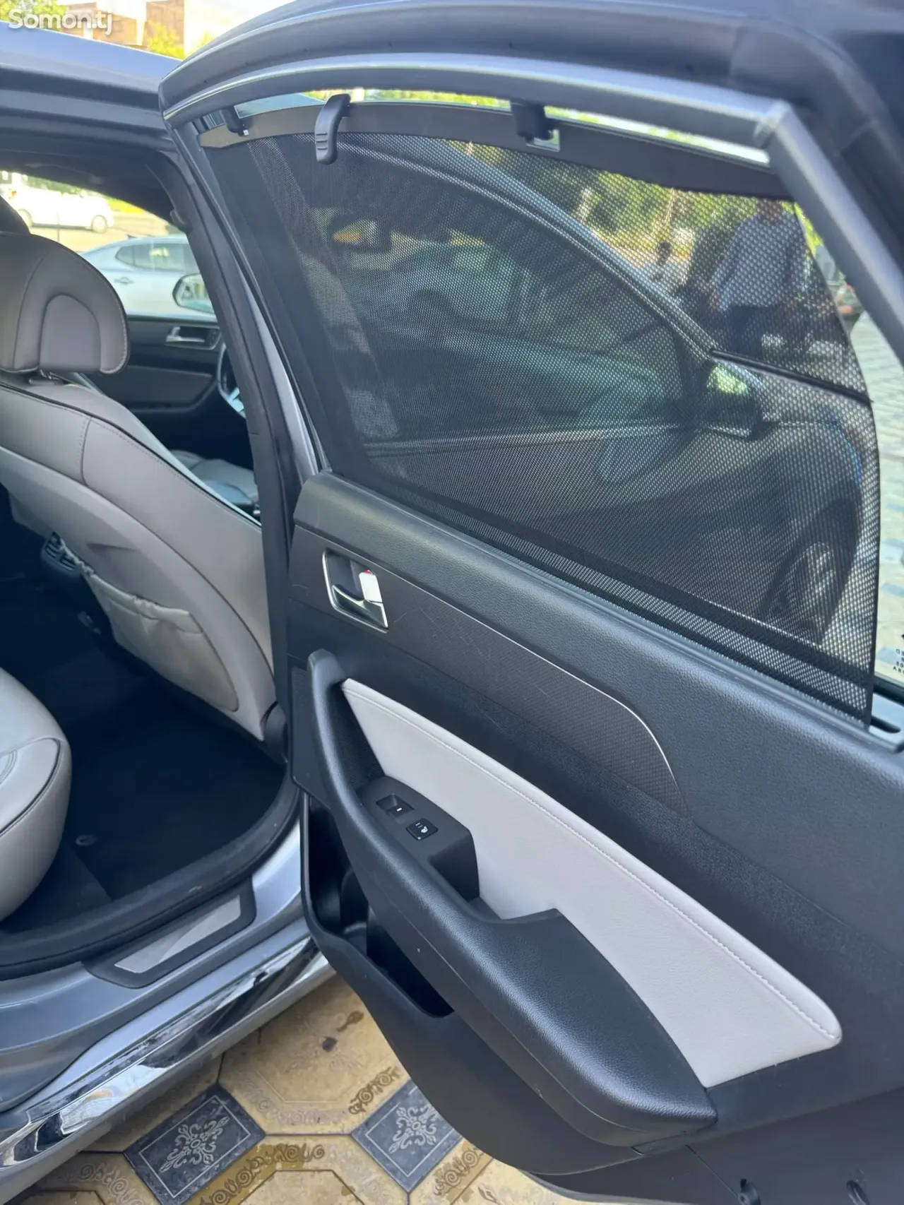 Hyundai Sonata 2015 · 2.0 AT