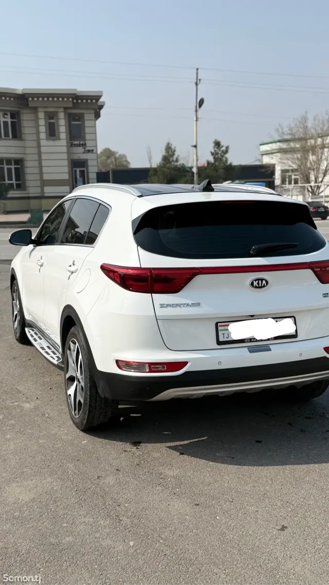 Kia Sportage 2016 · 2.0 AT