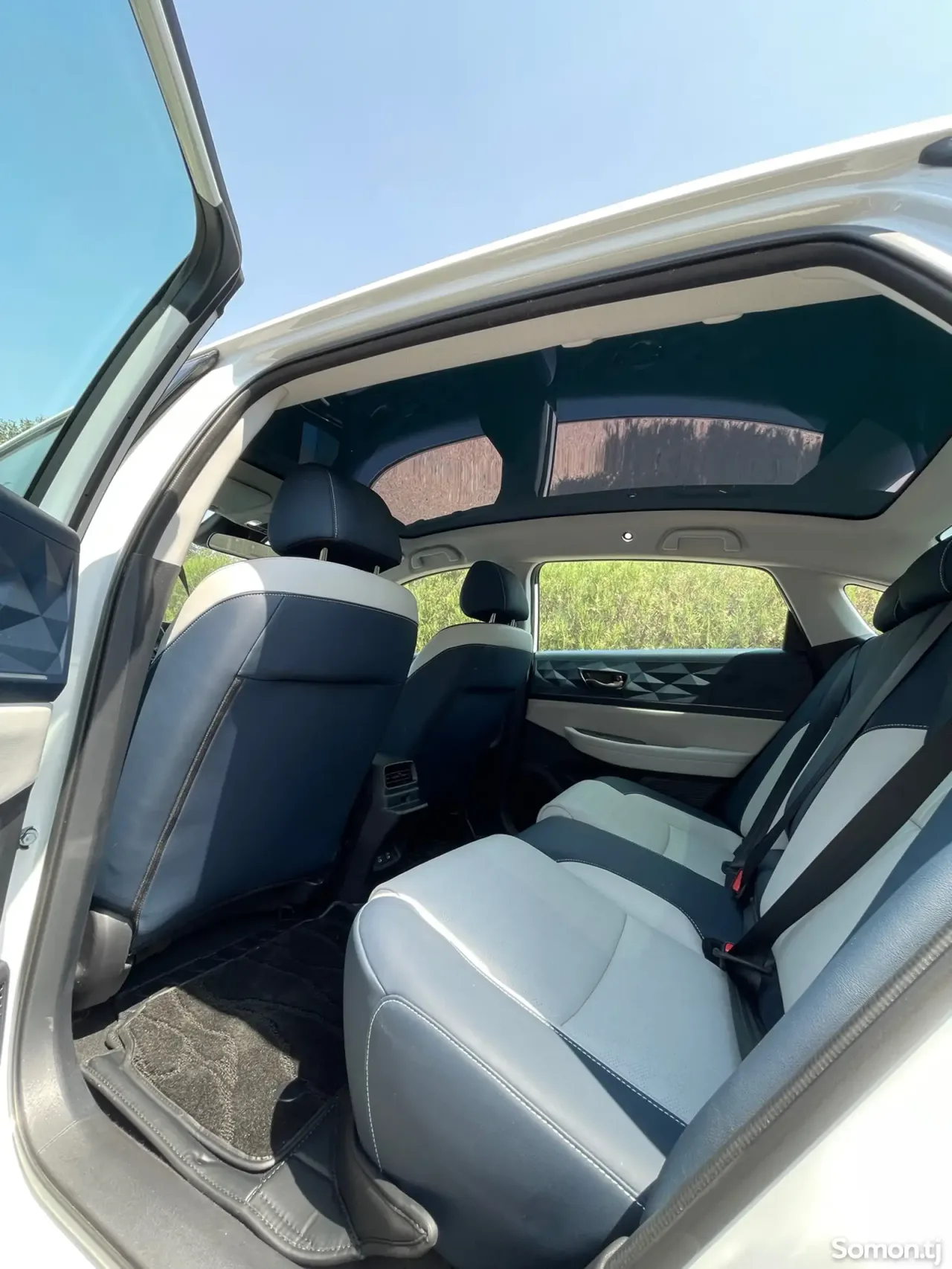 Dongfeng L7 2025 · AT