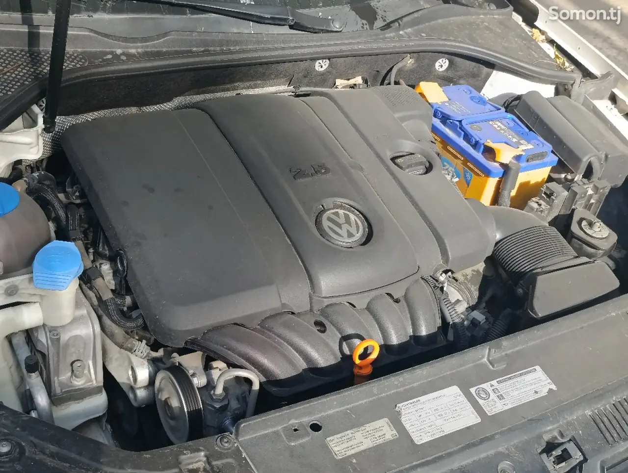 Volkswagen Passat 2014 · 2.5 AT