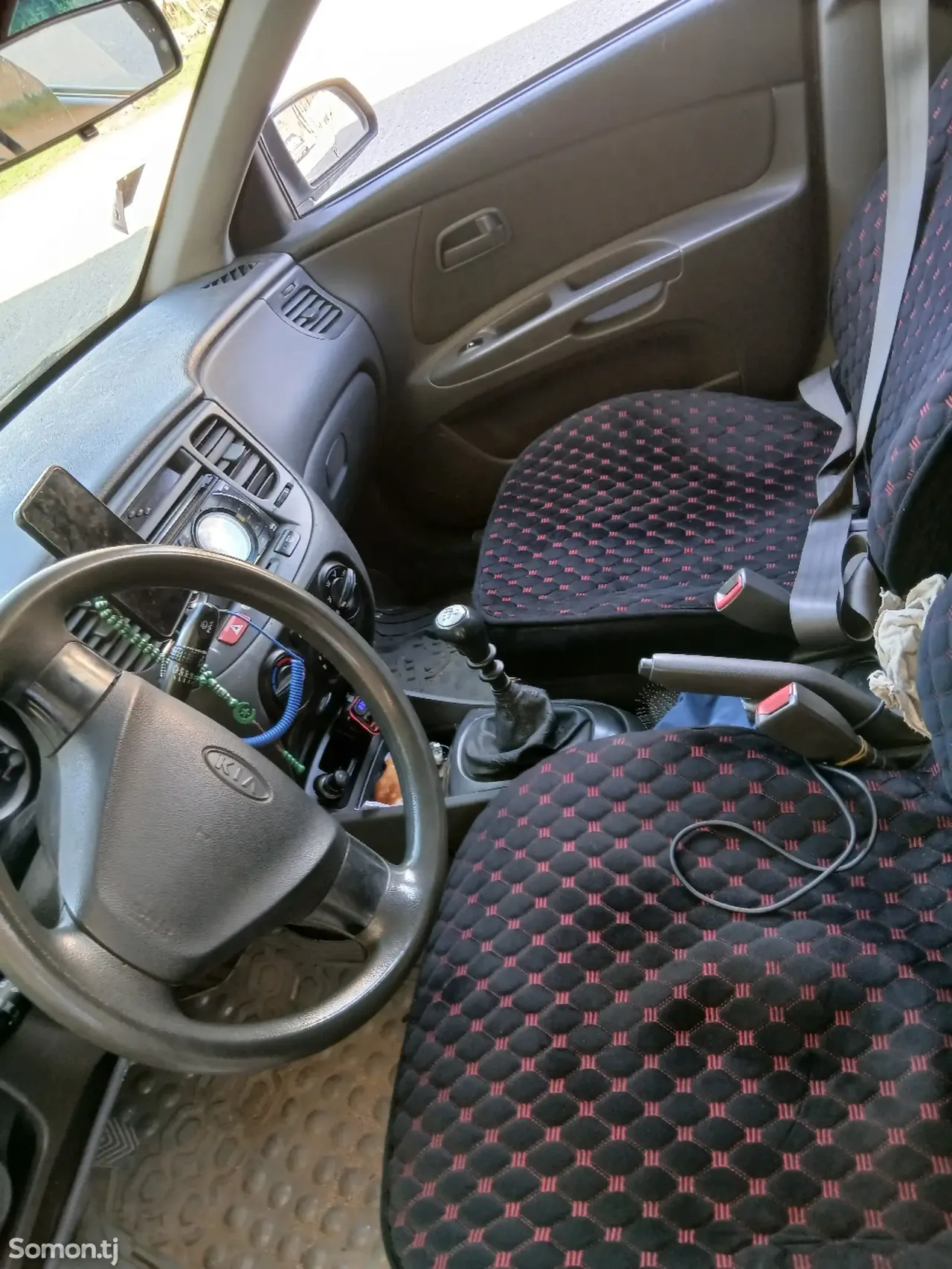 Kia Rio 2005 · 1.6 MT