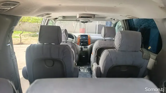 Toyota Sienna 2009 · 3.5 AT