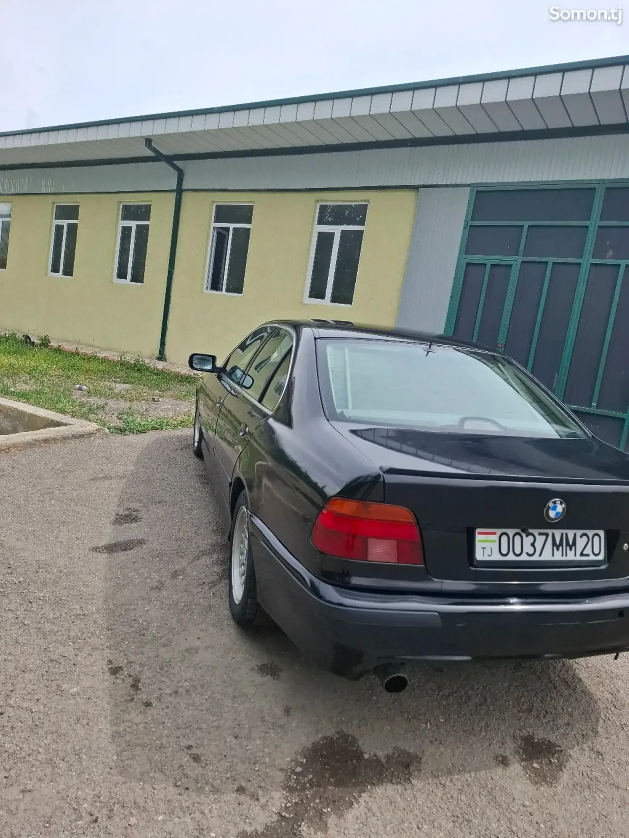 BMW 5 series 2000 · 3.5 AT