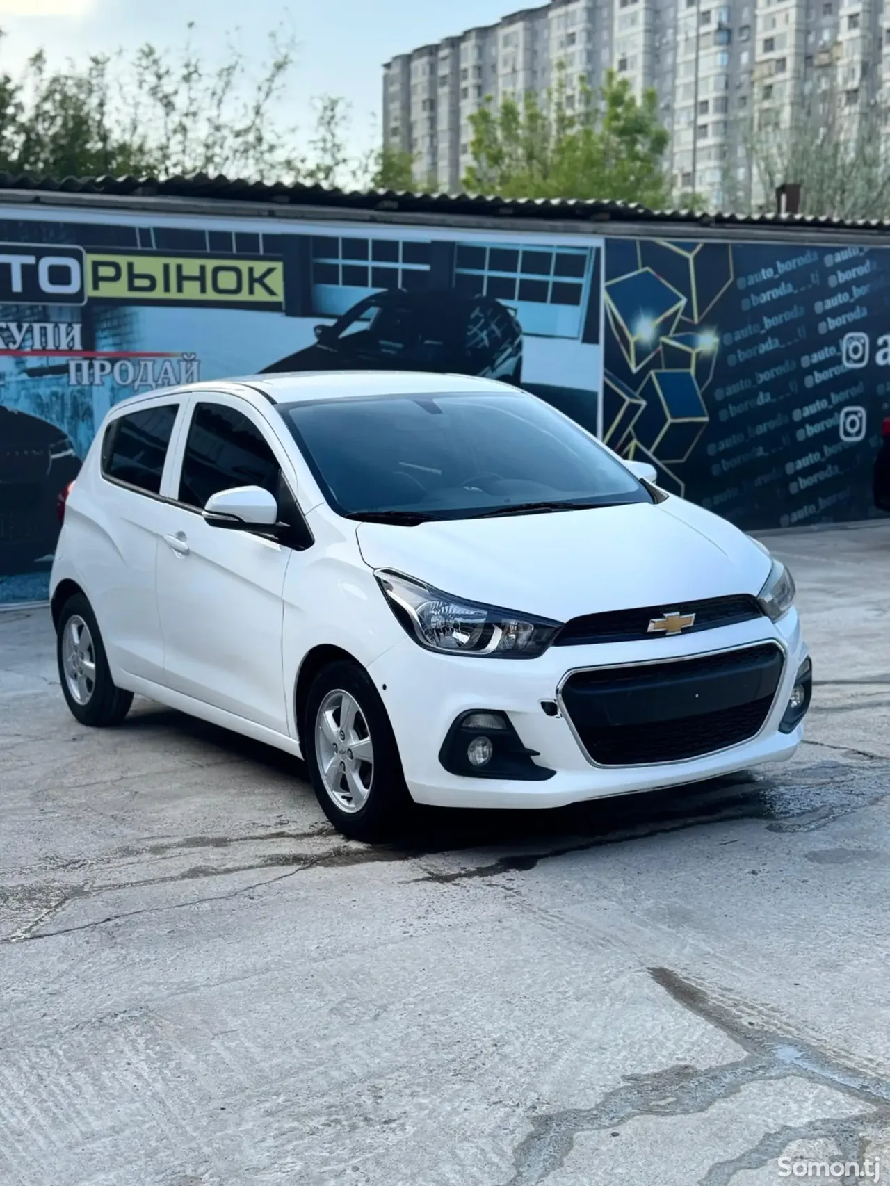 Chevrolet Spark 2015 · AT