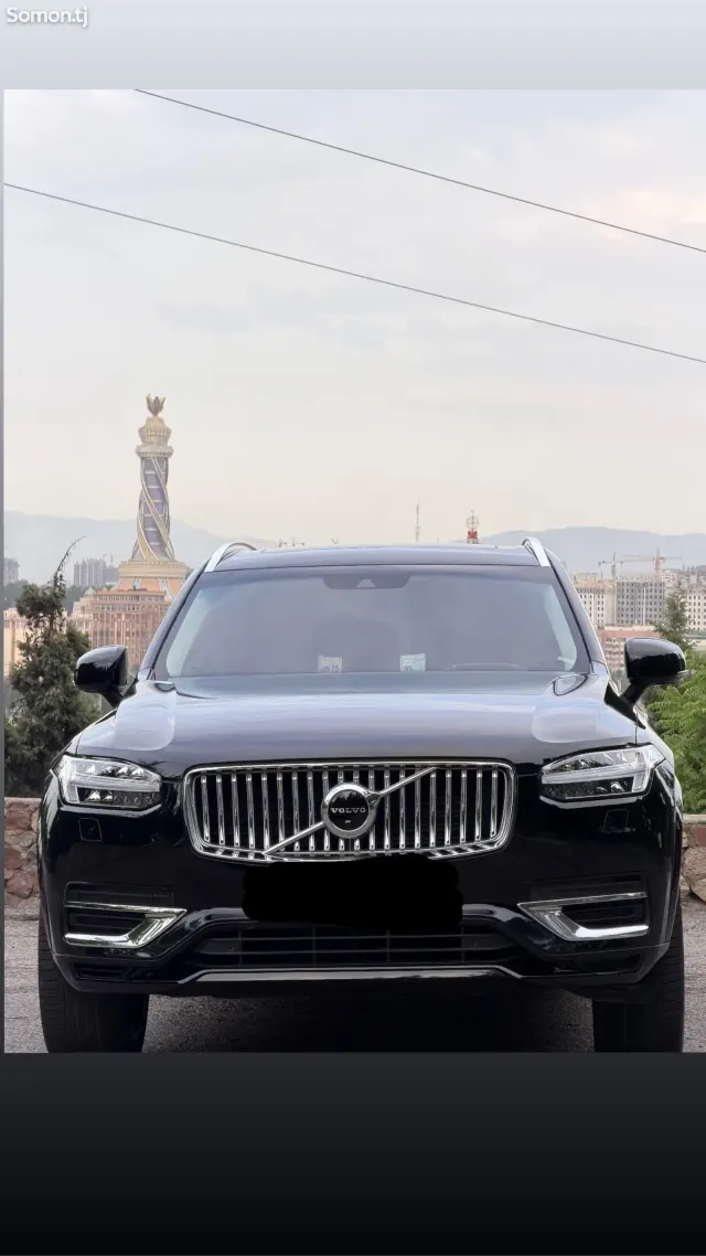 Volvo XC90 2023 · 2.4 AT