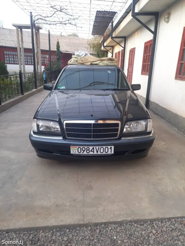 Mercedes-Benz C class 1997 · 2.0 MT