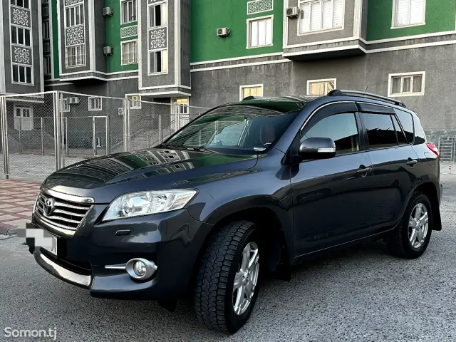 Toyota RAV 4 2012 · 2.0 AT