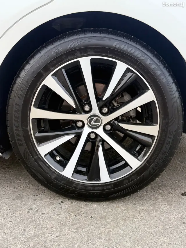 Lexus ES series 2019 · 3.0 AT