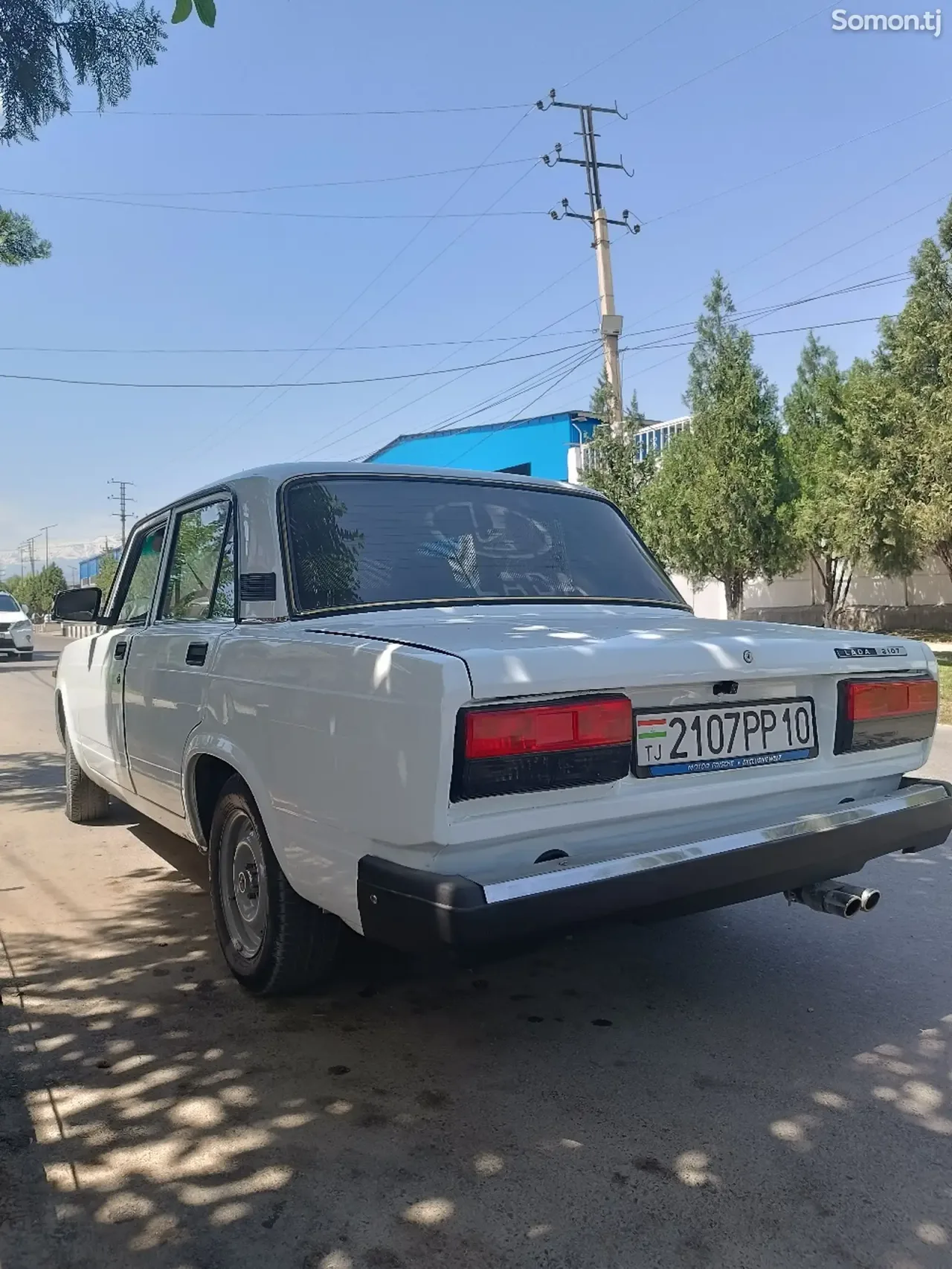Lada (ВАЗ) 2107 2011 · 1.6 MT