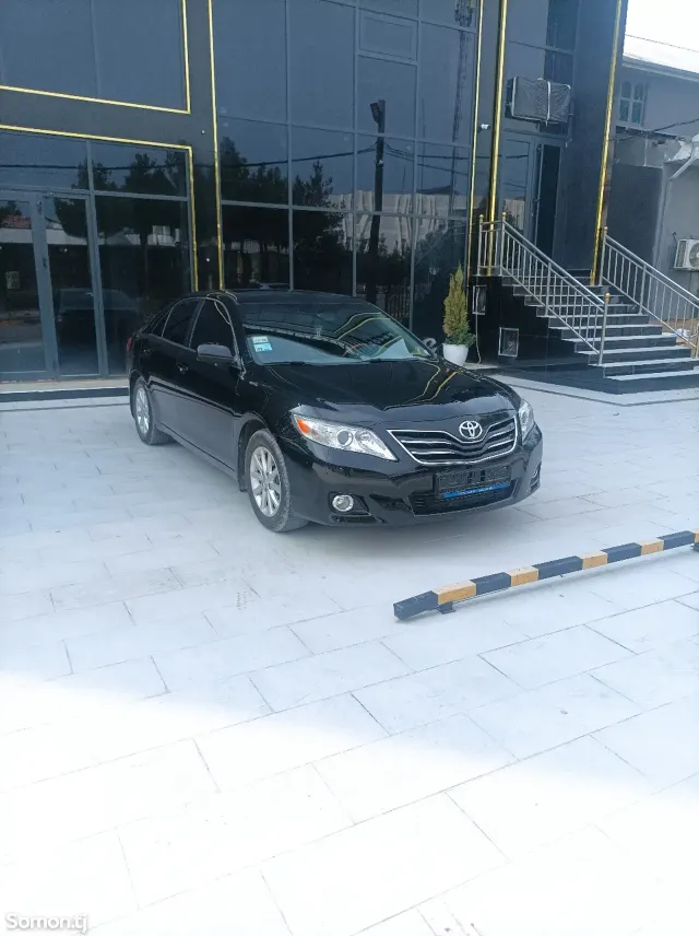Toyota Camry 2011 · 2.5 AT