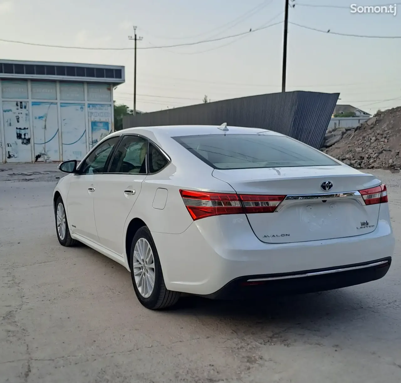 Toyota Avalon 2015 · 2.5 AT