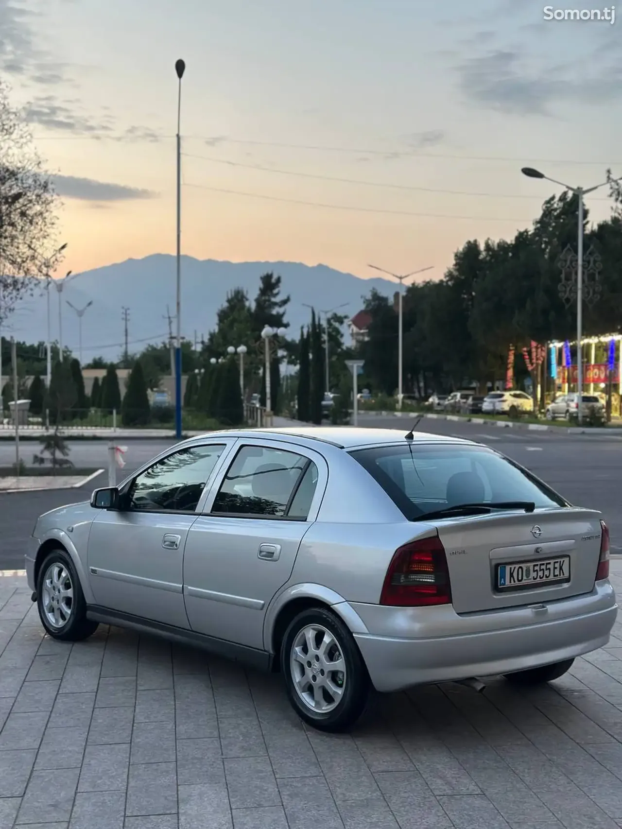 Opel Astra G 2000 · 1.6 MT