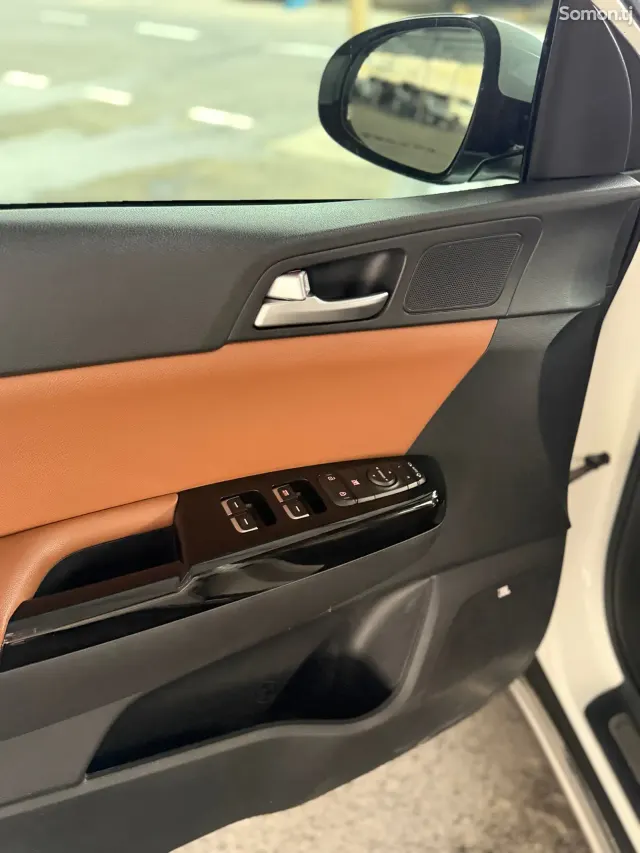 Kia Sportage 2015 · 2.0 AT