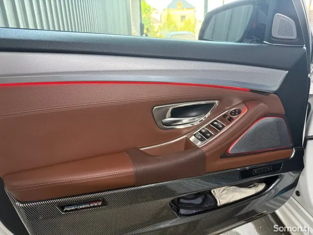BMW 5 series 2013 · 2.0 AT