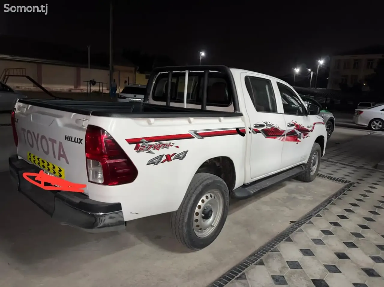 Toyota Hilux 2018 · 2.7 MT