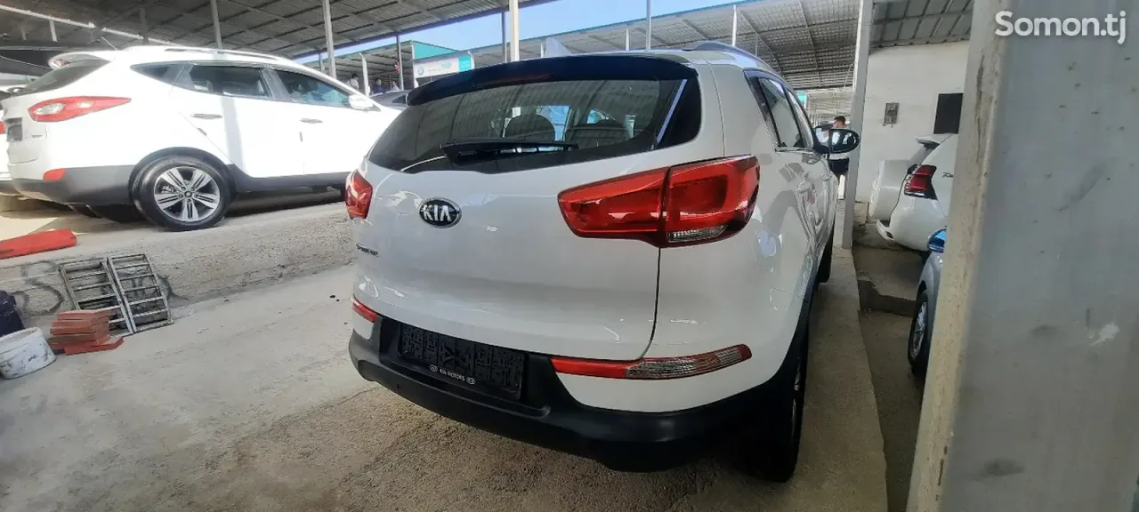 Kia Sportage 2015 · 2.0 AT