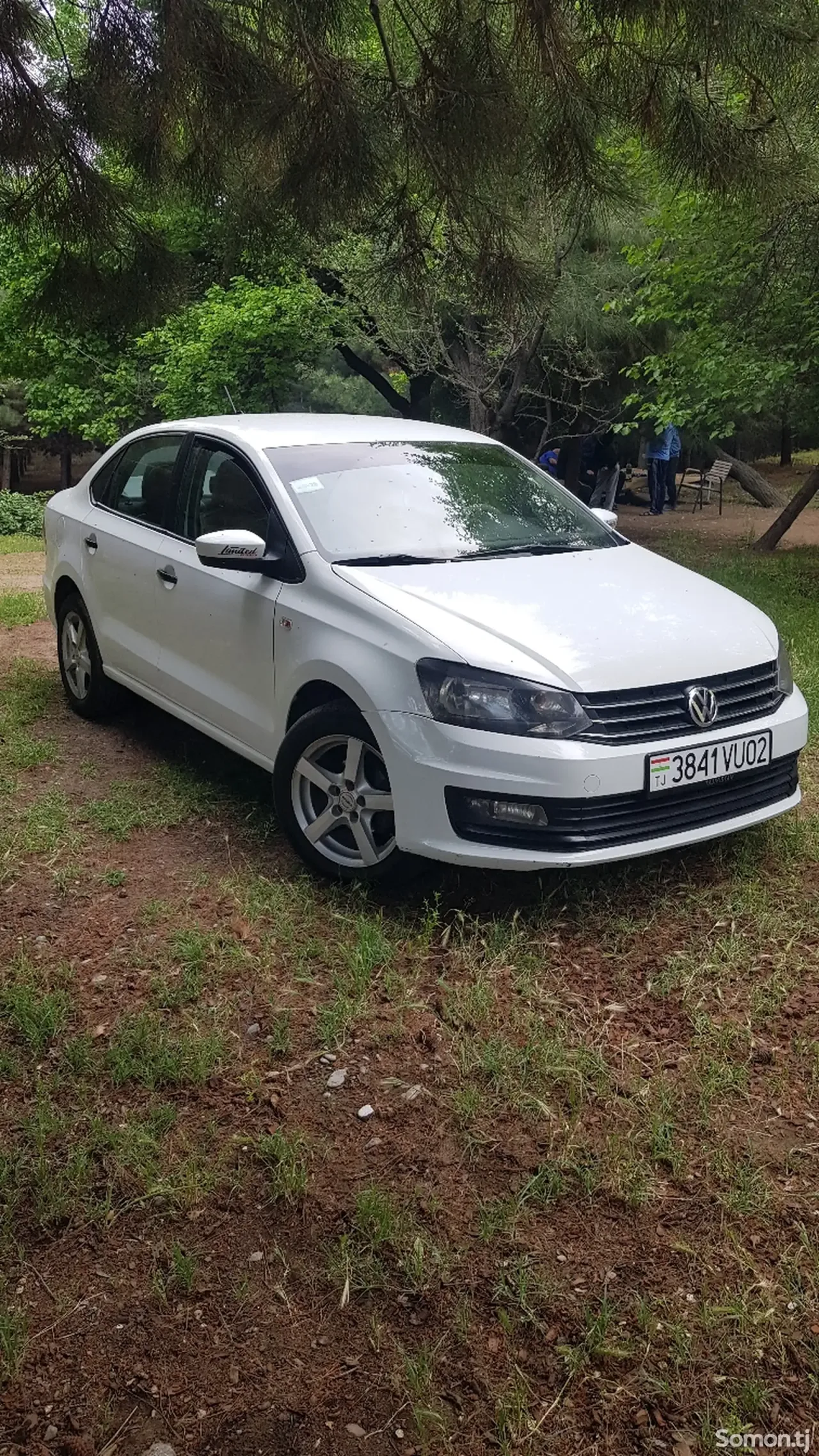 Volkswagen Polo 2019 · 1.6 MT