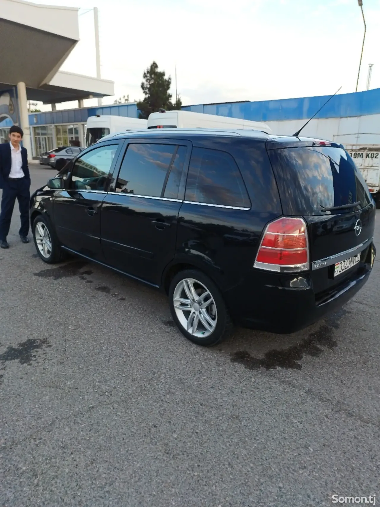 Opel Zafira 2006 · 1.8 MT