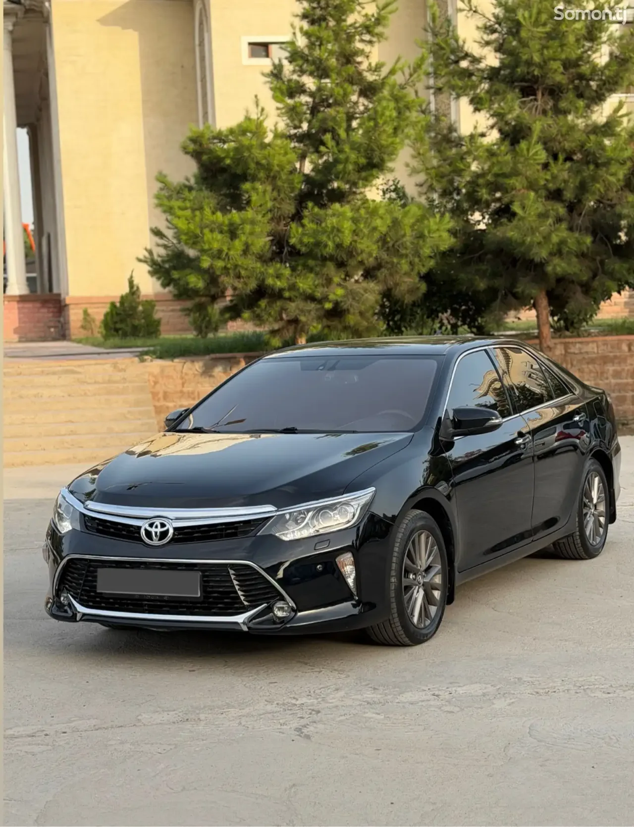 Toyota Camry 2016 · 3.5 AT