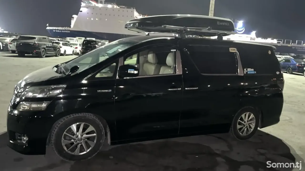 Toyota Vellfire 2014 · 2.4 AT