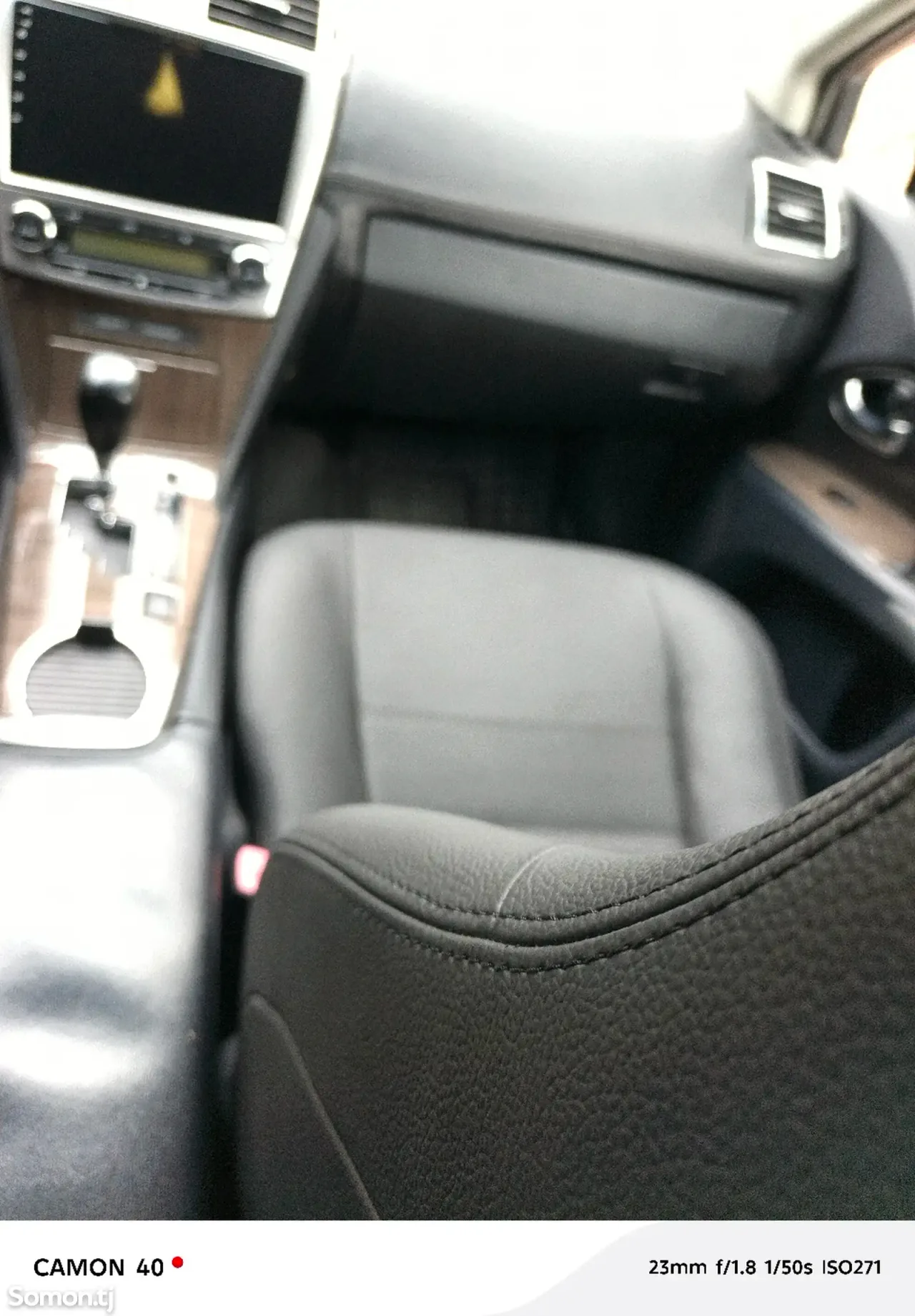 Toyota Avensis 2015 · 2.0 AT