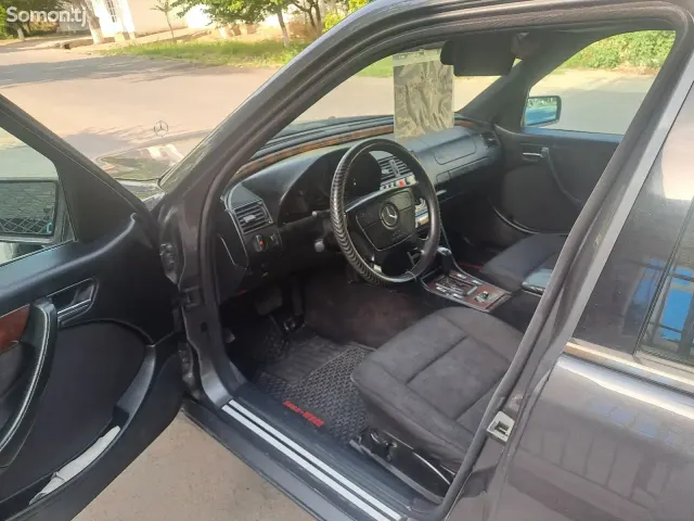 Mercedes-Benz C class 1998 · 1.8 AT