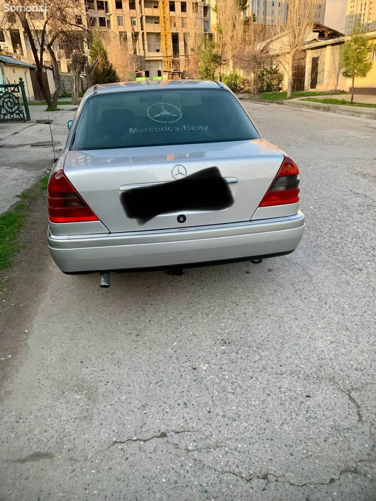 Mercedes-Benz C class 1995 · 2.2 MT