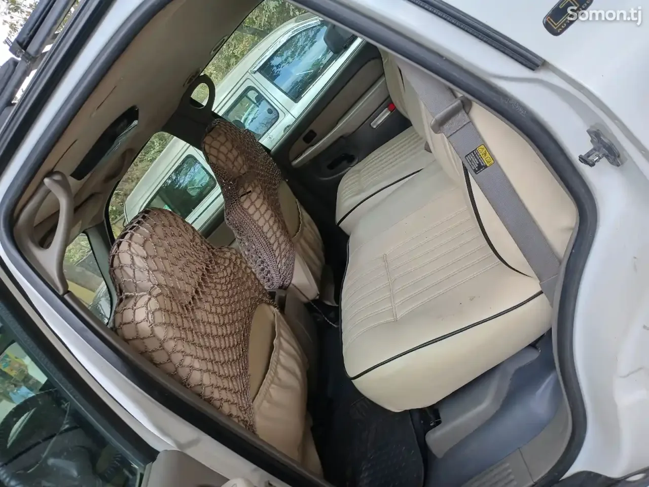 Chevrolet Tahoe 2004 · 5.3 AT