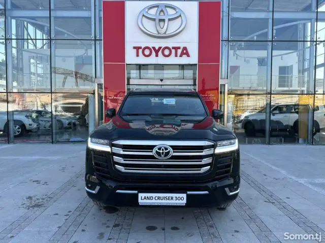 Toyota Land Cruiser 2025 · 4.0 AT
