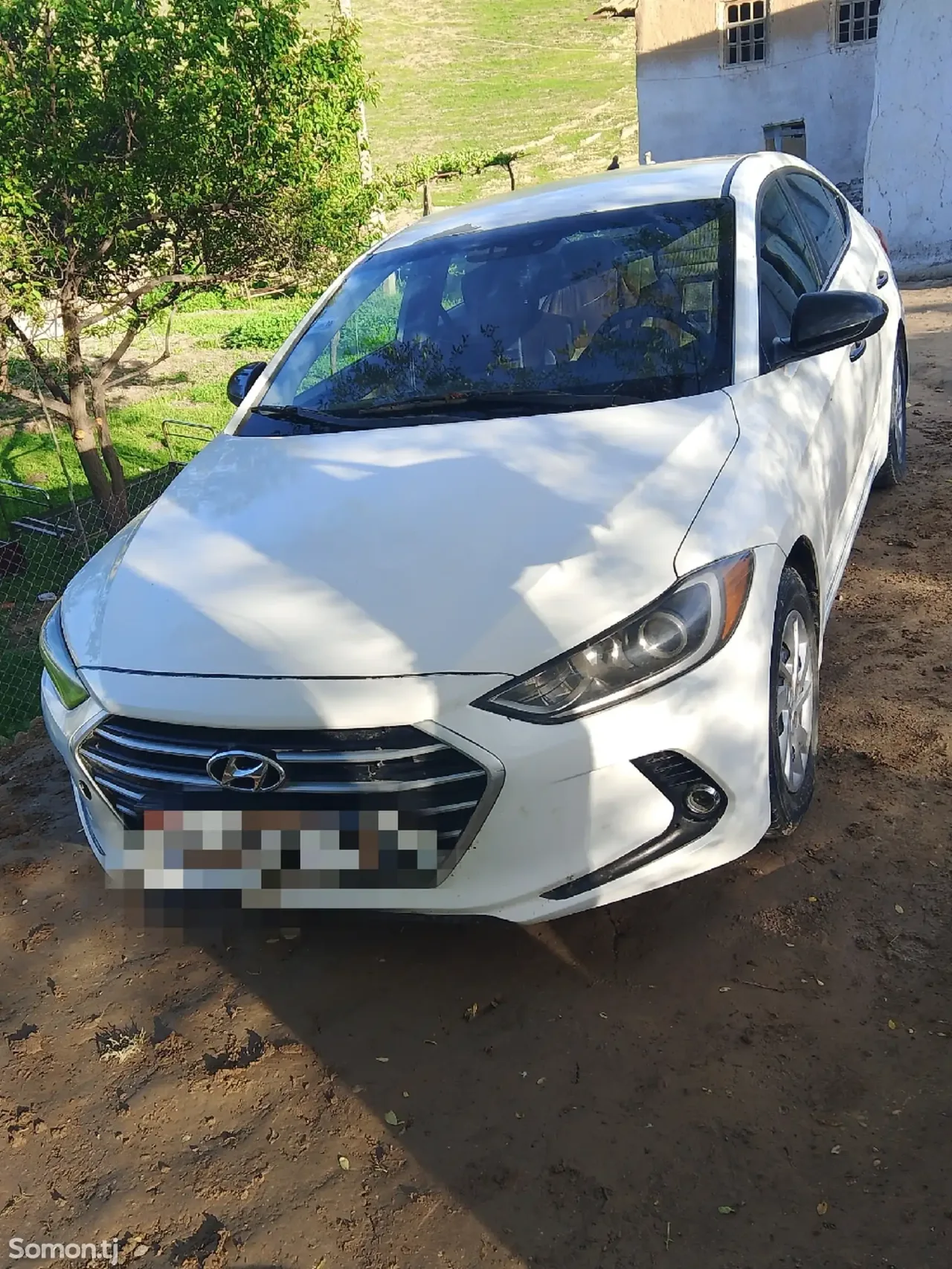 Hyundai Elantra 2017 · 2.0 AT