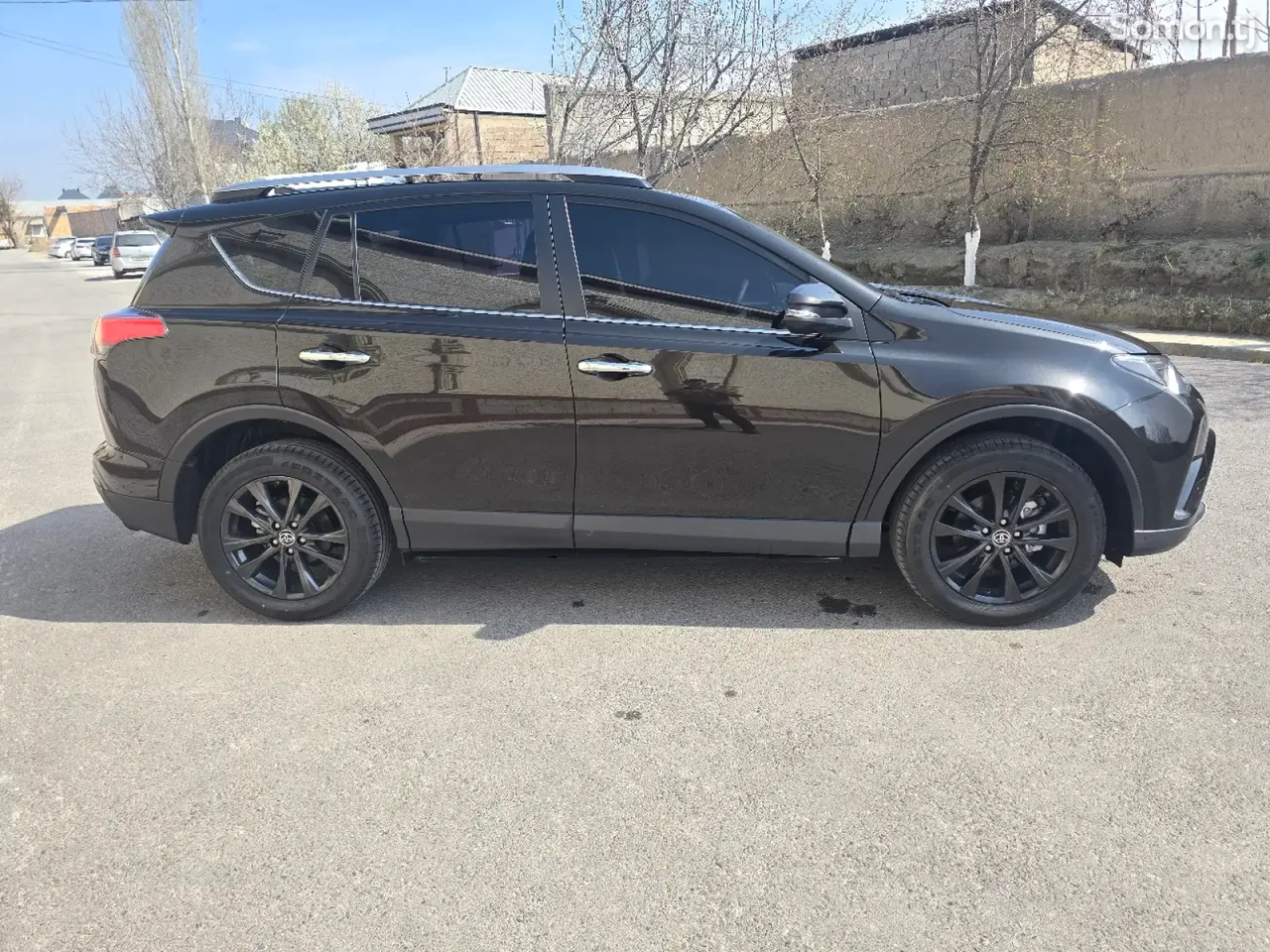 Toyota RAV 4 2017 · 2.5 AT