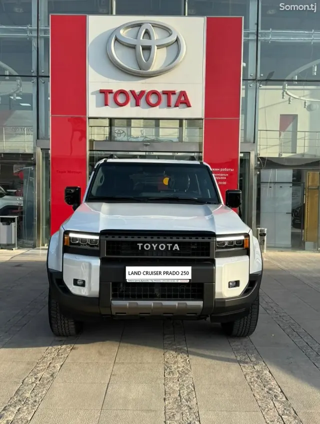 Toyota Land Cruiser Prado 2025 · 2.4 AT