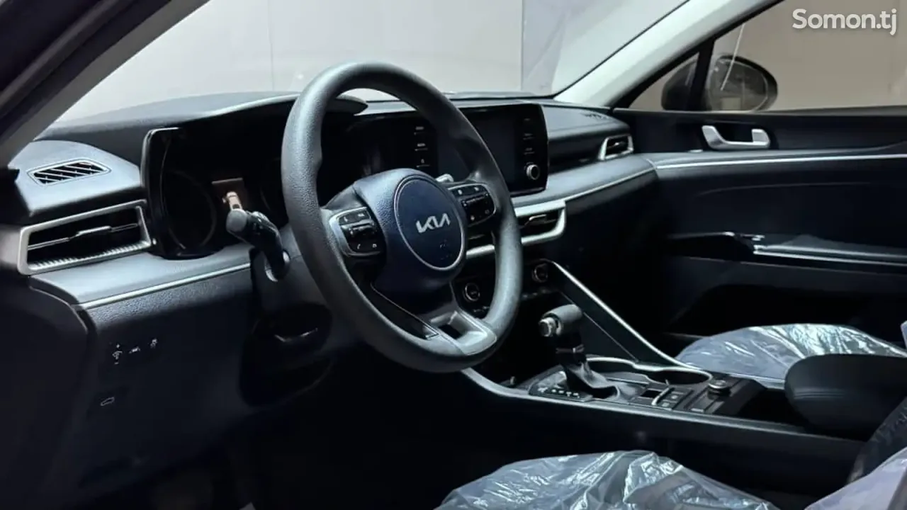 Kia K5 2020 · 1.6 AT