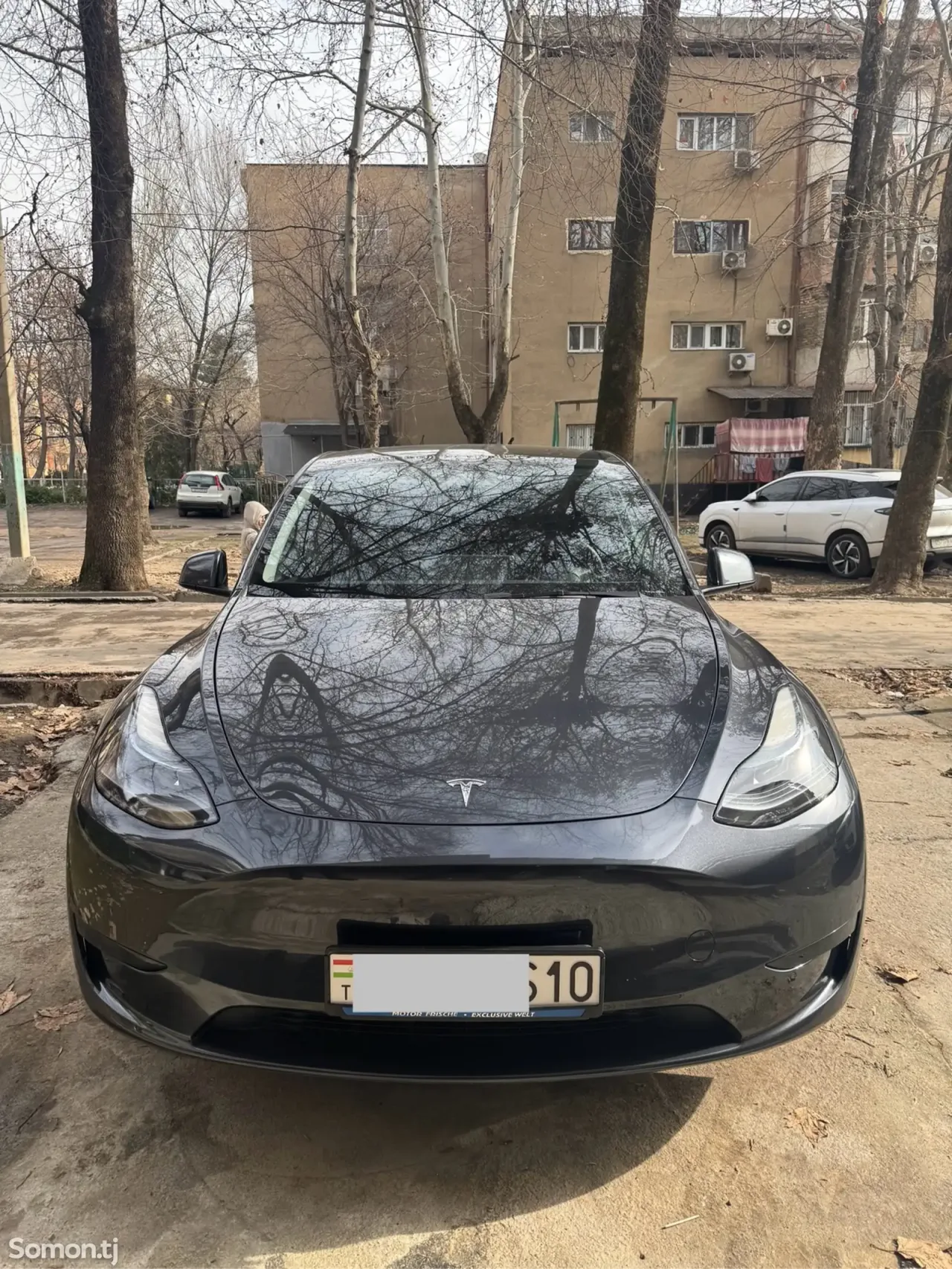 Tesla Model Y 2025 · 6.5 AT