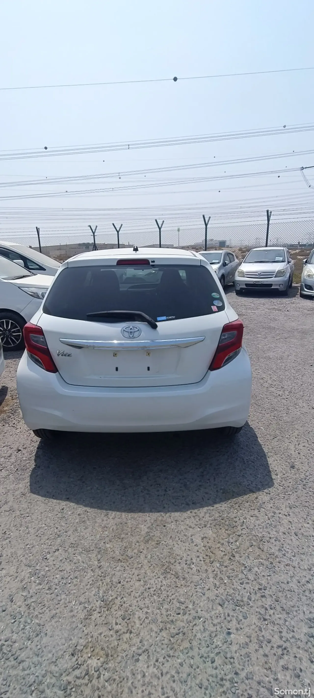 Toyota Vitz 2014 · 1.3 AT