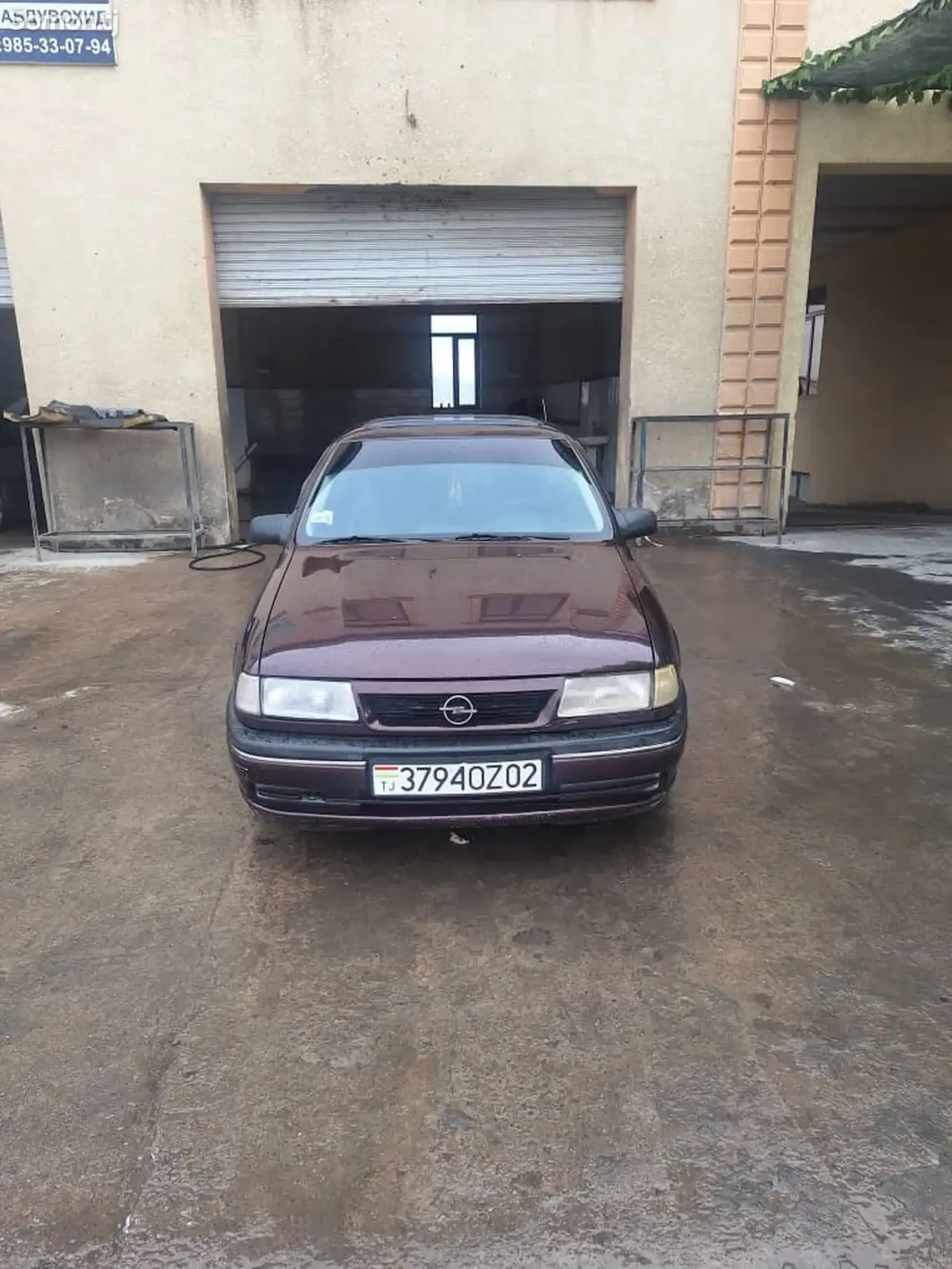 Opel Vectra A 1995 · 1.6 MT