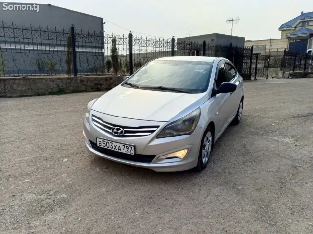 Hyundai Solaris 2015 · 1.6 AT
