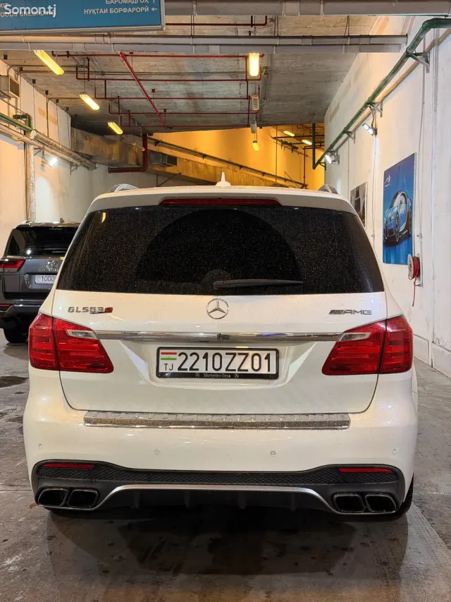 Mercedes-Benz GLS 2016 · 6.3 AT