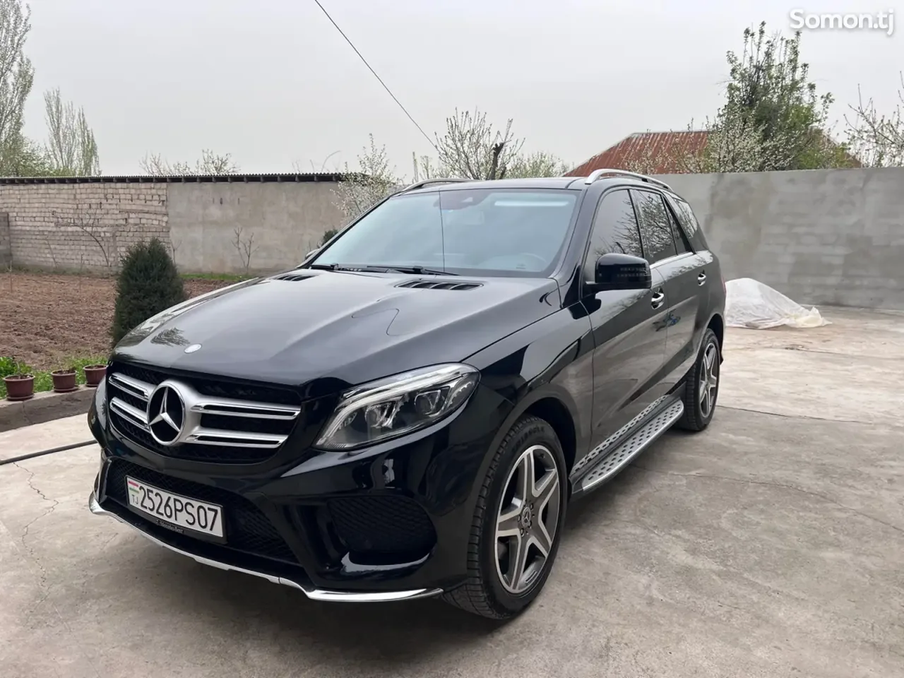 Mercedes-Benz GLE class 2016 · 3.0 AT