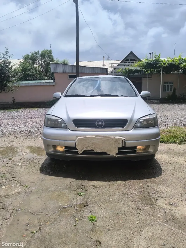 Opel Astra G 1999 · 1.6 AT