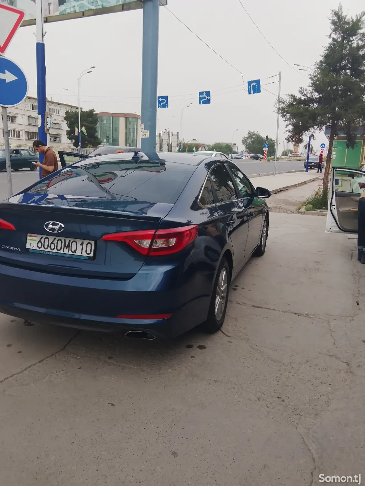 Hyundai Sonata 2017 · 2.4 AT