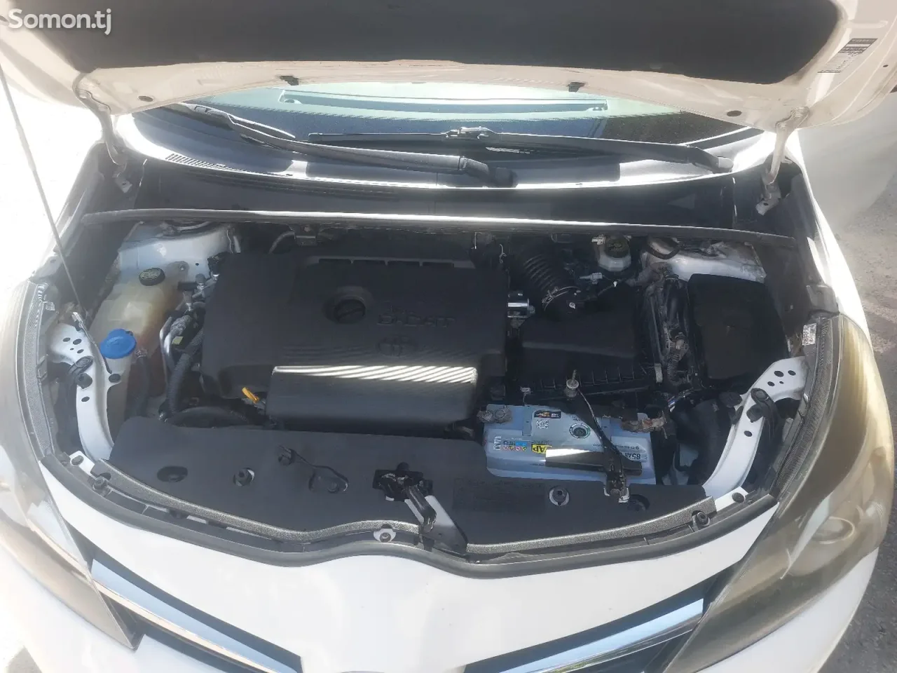 Toyota Corolla Verso 2014 · 2.0 MT
