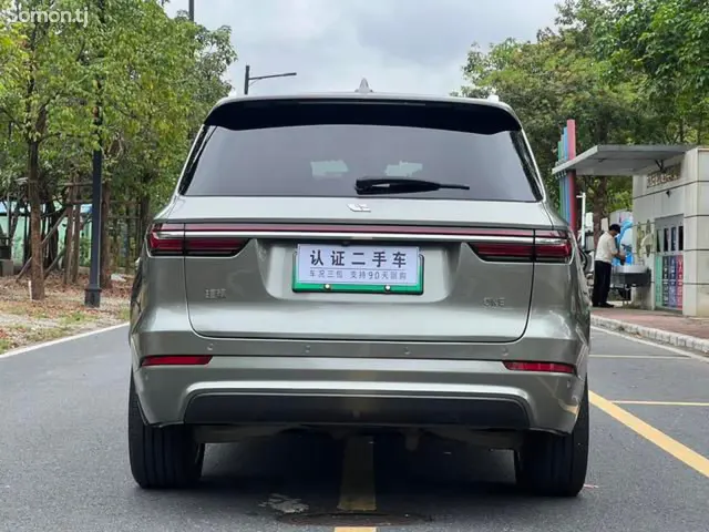 Li Auto (Lixiang) One 2021 · 1.5 AT