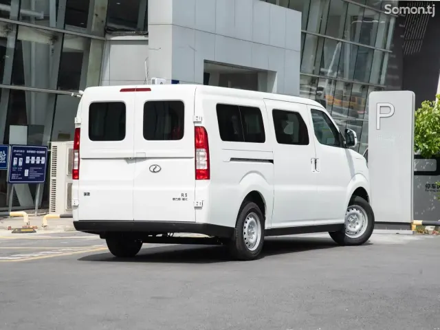 Dongfeng Forthing 2026 · AT