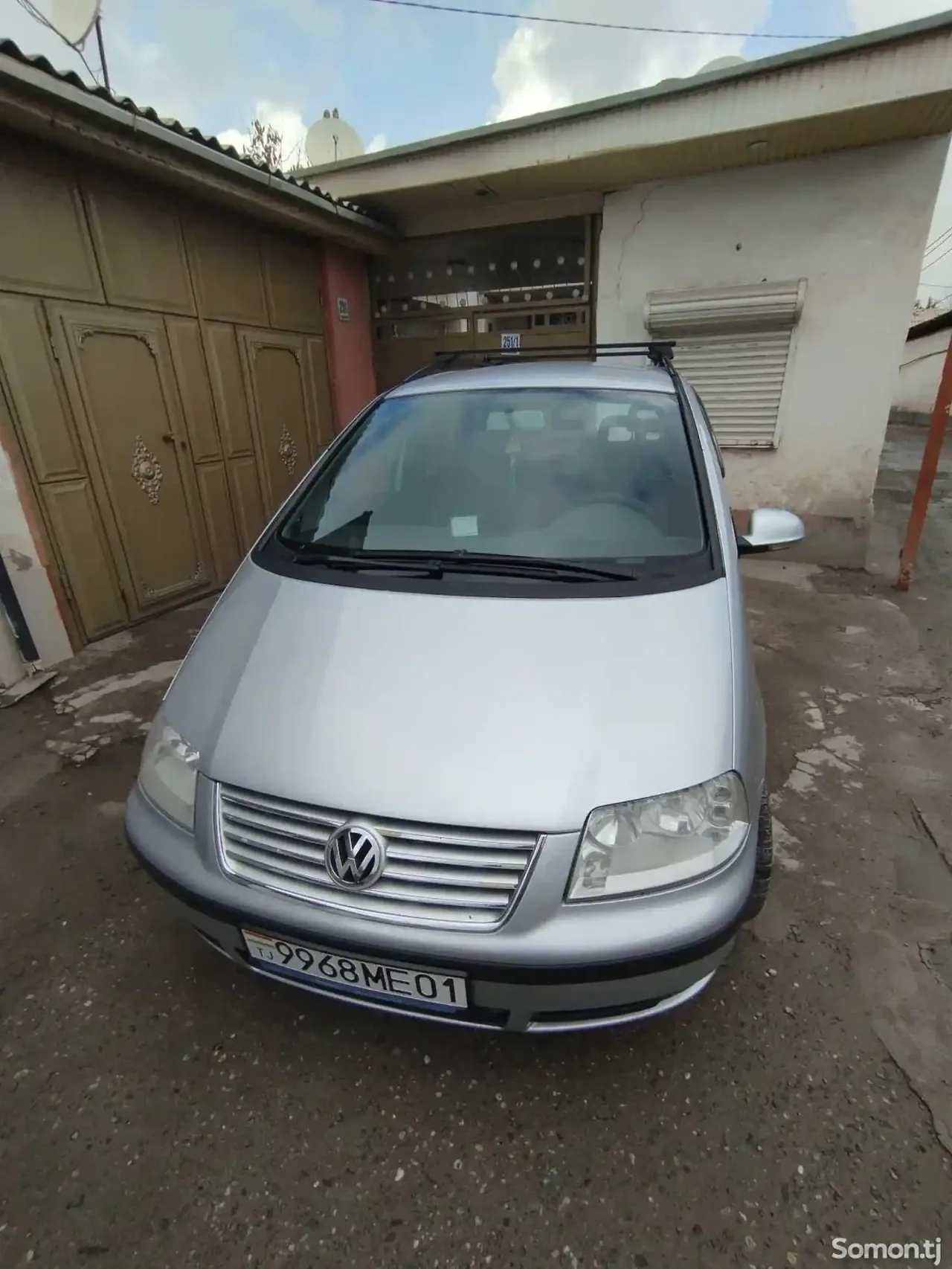 Volkswagen Sharan 2006 · 1.8 MT