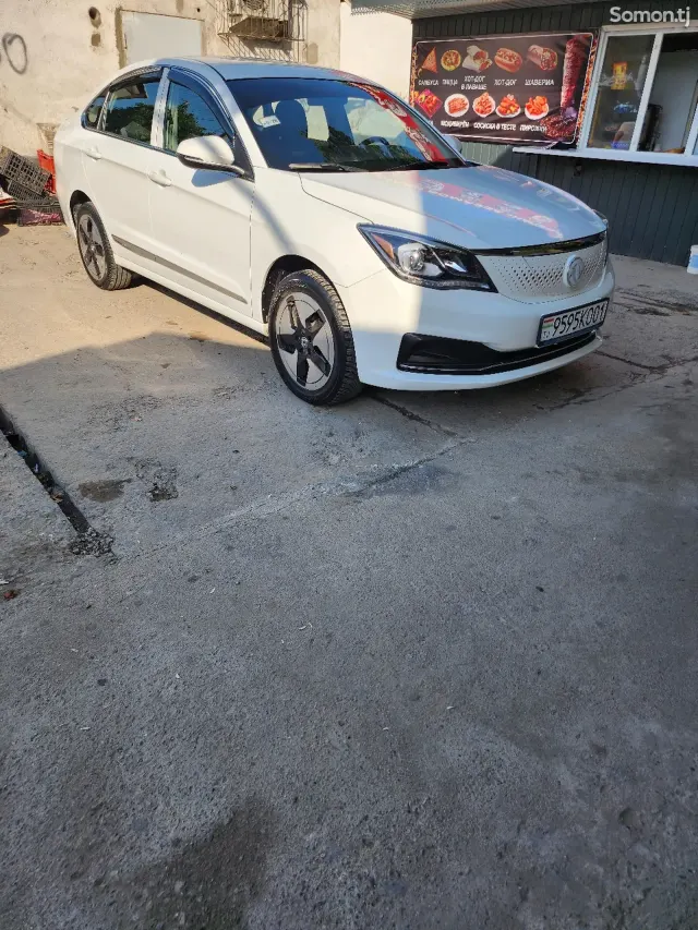 Dongfeng EN 007 2022 · 6.5 AT