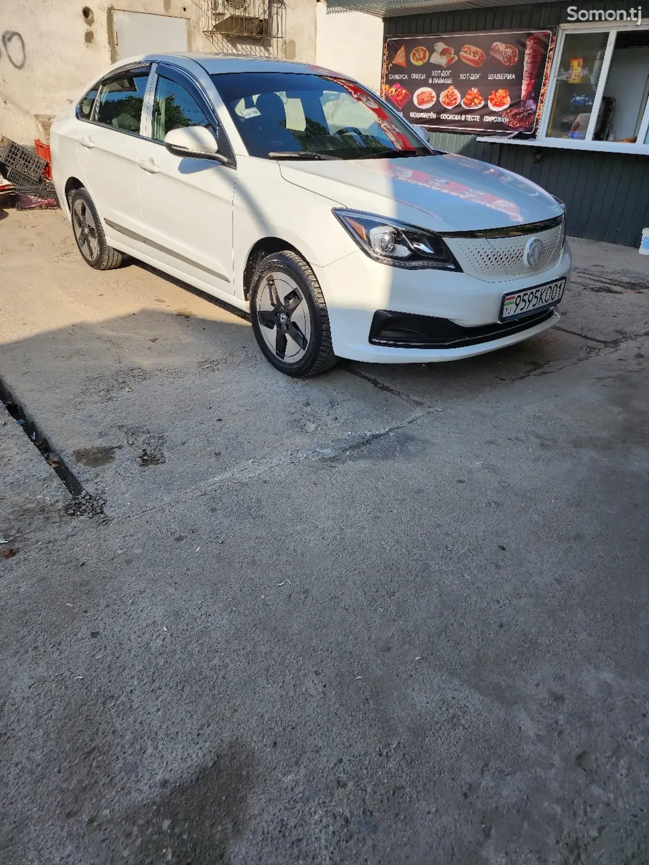 Dongfeng EN 007 2022 · 6.5 AT