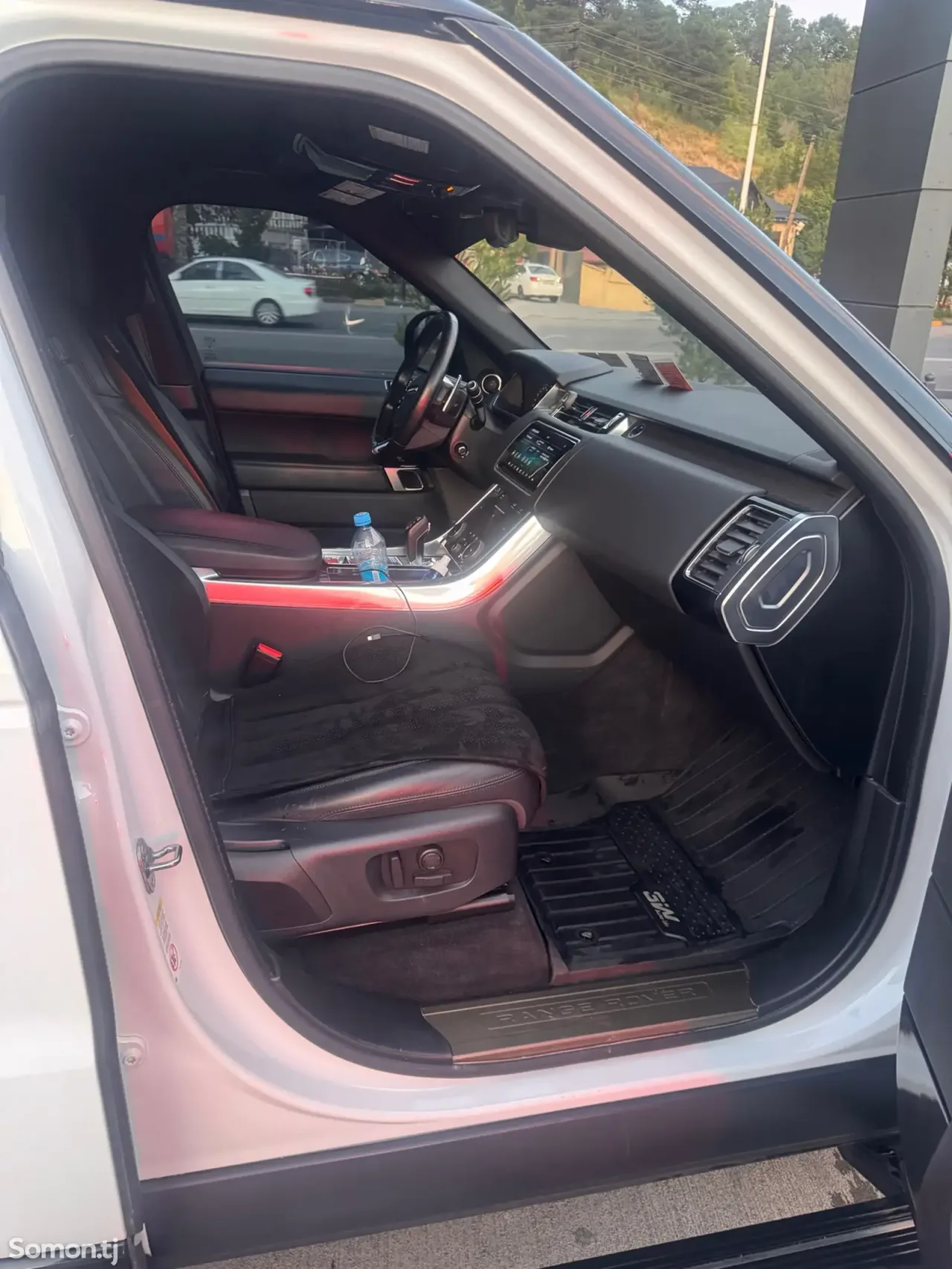 Land Rover Range Rover Sport 2020 · 3.0 AT