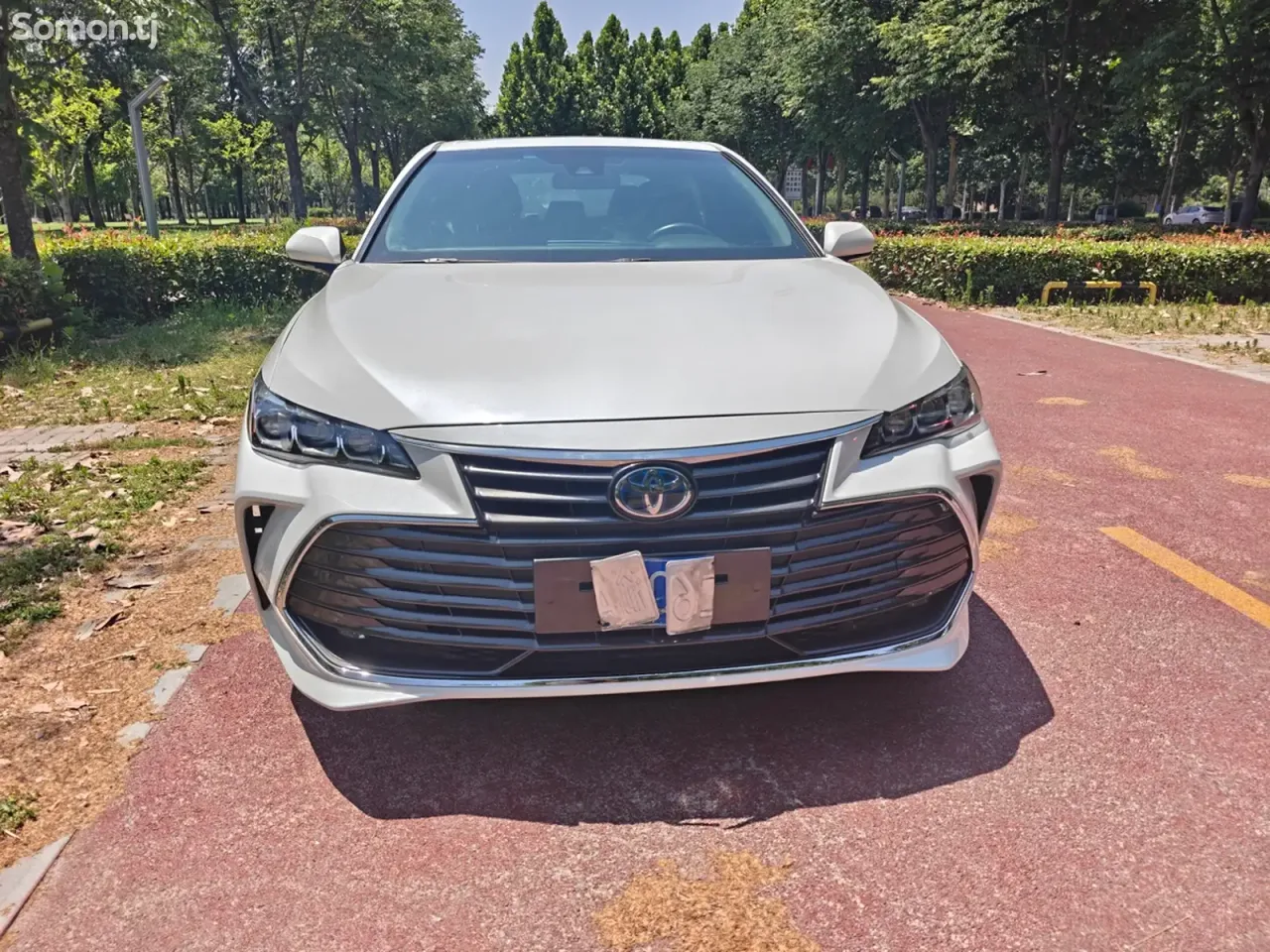 Toyota Avalon 2021 · 2.5 AT